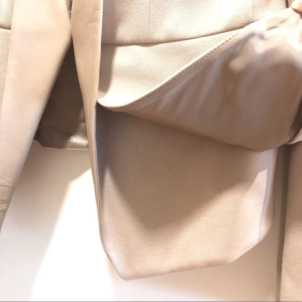 🥳 HOST PICK 🥳 HALSTON HERITAGE BLAZER W/ LAMBSKIN LEATHER DETAIL - Picture 4 of 14